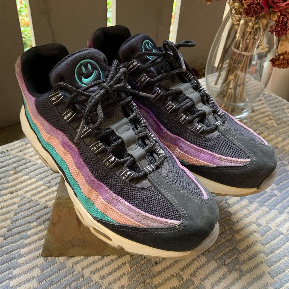 Men’s 9 (42.5) Nike Air Max 95 ‘Have A Nike Day’